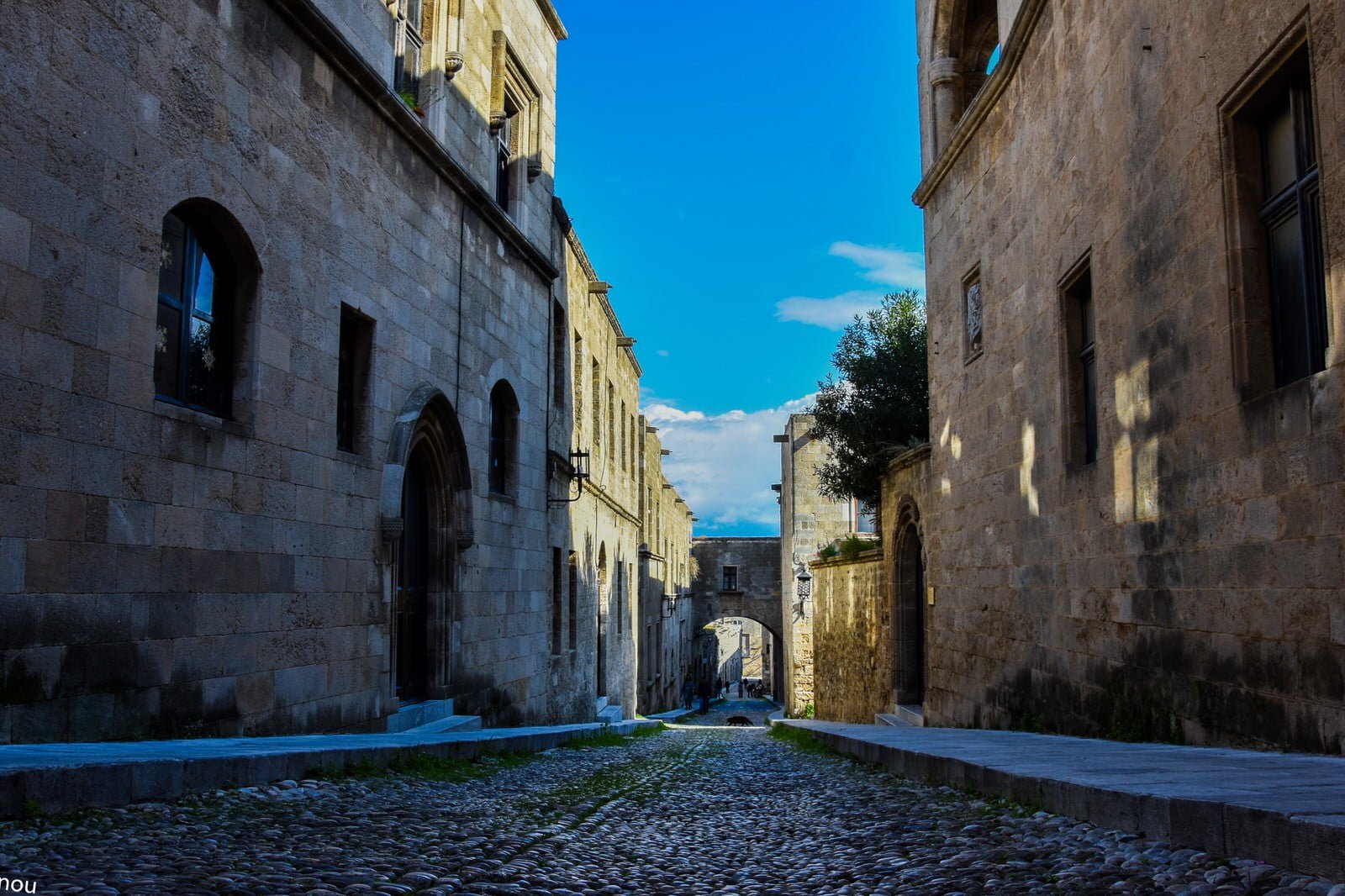 street-of-the-knights the street of the knights in rhodes old town